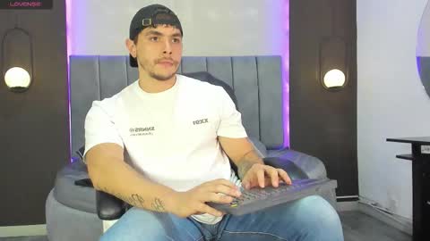 Liam online show from 14, 11, 2025