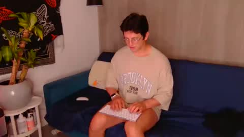 Liam and oliver online show from 18, 3, 2026