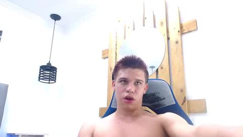 Snapshot of liam_york chatting on 12, 1, 2026 liam_york online show from 12, 1, 2026