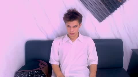 liam_york online show from 2, 4, 2026