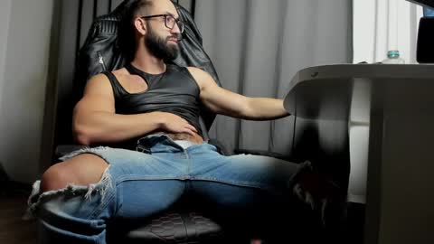 Snapshot of liamaesthetic chatting on 5, 12, 2024 Liam online show from 5, 12, 2024