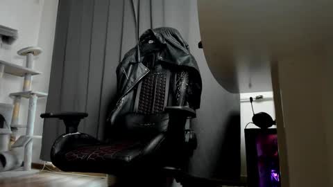 Snapshot of liamaesthetic chatting on 5, 11, 2025 Liam online show from 5, 11, 2025