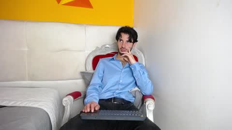 LiamLuxe online show from 8, 1, 2025