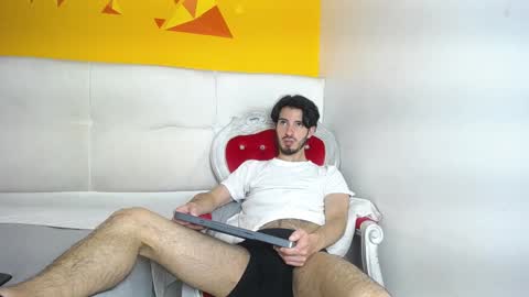 LiamLuxe online show from 30, 1, 2025