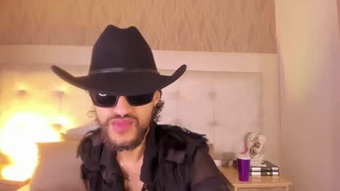 Snapshot of liamsamderz chatting on 18, 10, 2025 LiamSamderz online show from 18, 10, 2025