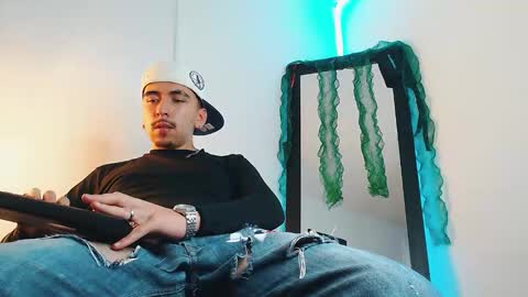 Liam online show from 20, 12, 2025