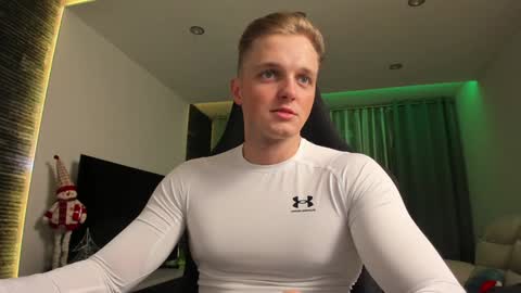 Liam Vasylyk online show from 13, 12, 2024