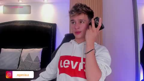 liam online show from 30, 4, 2026