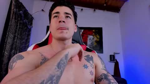Snapshot of liamwyatt_ chatting on 7, 3, 2025 liamwyatt_ online show from 7, 3, 2025