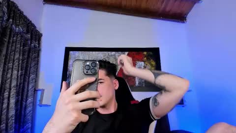 Snapshot of liamwyatt_ chatting on 9, 11, 2025 liamwyatt_ online show from 9, 11, 2025