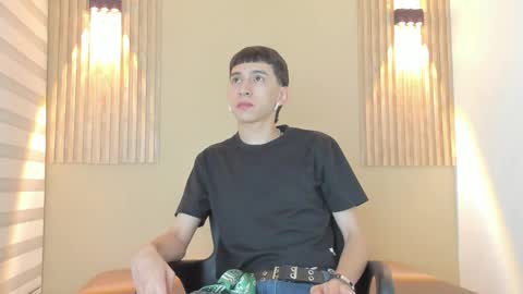 lian_cameron online show from 17, 2, 2026