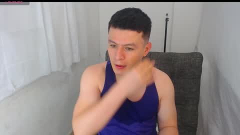 lian_eathan online show from 22, 2, 2026