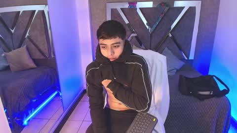 Snapshot of lian_foox chatting on 10, 9, 2025 lian online show from 10, 9, 2025