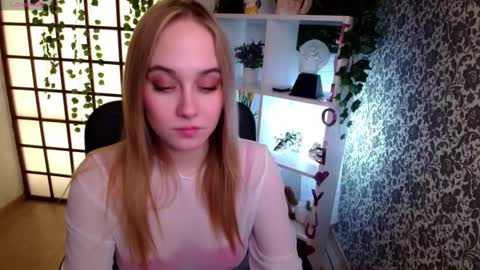 Liana online show from 17, 12, 2024