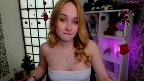 Liana online show from 1, 1, 2025
