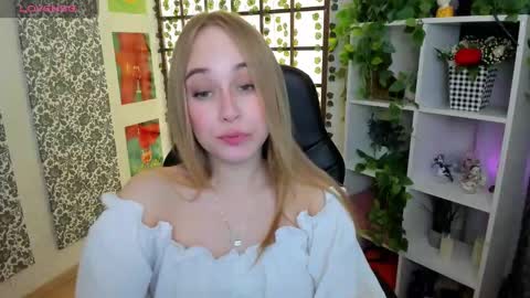Liana online show from 5, 3, 2025