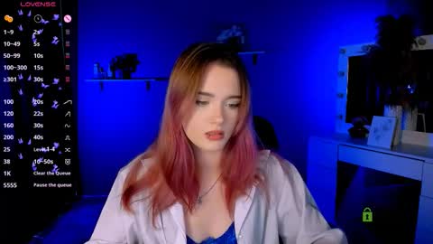 Snapshot of liana_kisses chatting on 30, 9, 2025 Little Liana  online show from 30, 9, 2025