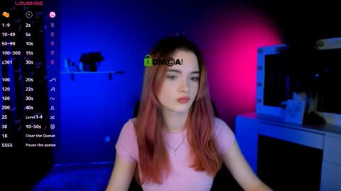 Snapshot of liana_kisses chatting on 4, 10, 2025 Little Liana  online show from 4, 10, 2025