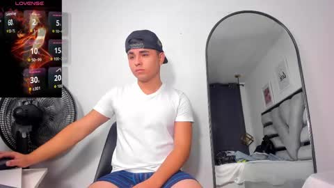 Snapshot of lianfox_ chatting on 27, 4, 2026 lianfox_ online show from 27, 4, 2026