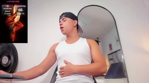 Snapshot of lianfox_ chatting on 19, 5, 2026 lianfox_ online show from 19, 5, 2026