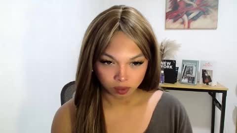 Snapshot of lianna_fox69 chatting on 5, 5, 2026 CALL ME LIANNA online show from 5, 5, 2026