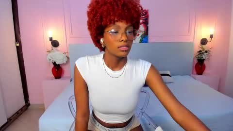 LiannaDixon online show from 28, 1, 2025