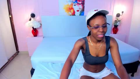 LiannaDixon online show from 9, 2, 2025