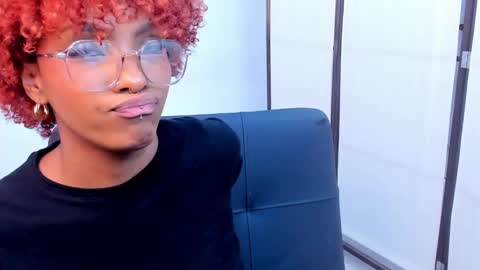 LiannaDixon online show from 4, 3, 2025