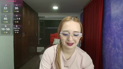 Lia Roberts online show from 28, 12, 2024