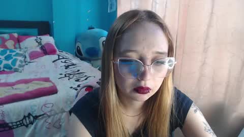 Lia Roberts online show from 14, 2, 2025