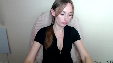 Snapshot of liasais_ chatting on 21, 4, 2026 Lia online show from 21, 4, 2026