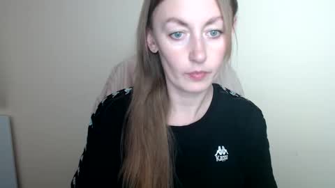 Snapshot of liasais_ chatting on 6, 5, 2026 Lia online show from 6, 5, 2026