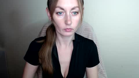 Snapshot of liasais_ chatting on 18, 5, 2026 Lia online show from 18, 5, 2026