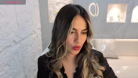 Snapshot of liat_white_tx chatting on 10, 10, 2025 Online 800 to 1400 online show from 10, 10, 2025