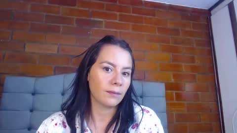 LIA TAYLOR  online show from 31, 12, 2024