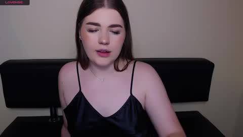 Lia online show from 9, 9, 2025