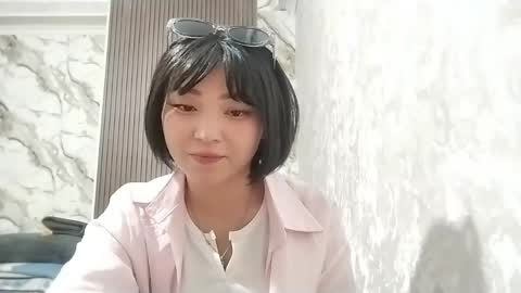 Molly online show from 8, 5, 2026