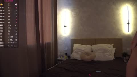 Elena online show from 24, 6, 2026
