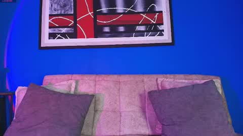 Valentina Hall online show from 14, 11, 2025