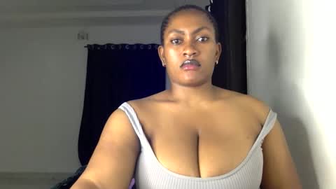 Snapshot of lick_my_pussyyy226651 chatting on 28, 10, 2025 caira online show from 28, 10, 2025