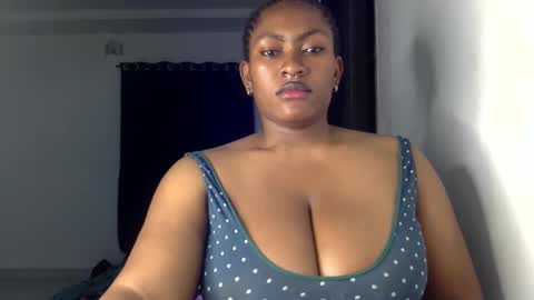 Snapshot of lick_my_pussyyy226651 chatting on 13, 11, 2025 caira online show from 13, 11, 2025