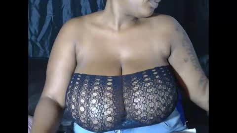Snapshot of lickabletash98 chatting on 31, 12, 2024 lickabletash98 online show from 31, 12, 2024
