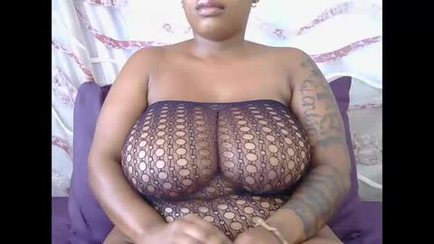 Snapshot of lickabletash98 chatting on 28, 1, 2025 lickabletash98 online show from 28, 1, 2025