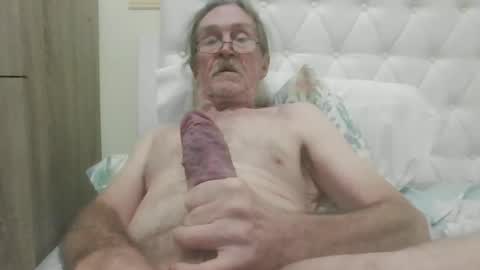 lickittostickit online show from 11, 1, 2025