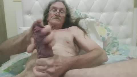 lickittostickit online show from 18, 1, 2025