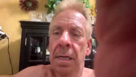 lickmysnowballs online show from 7, 10, 2025