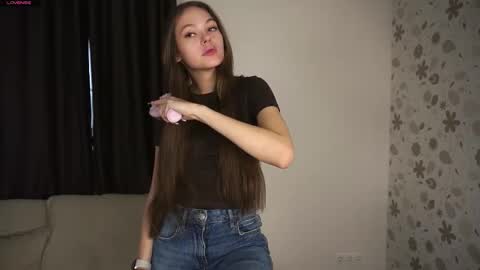 Snapshot of liersery chatting on 8, 10, 2025 Georgina online show from 8, 10, 2025