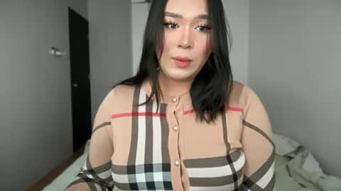 Snapshot of lifeisbeautifulwith__maxine chatting on 24, 7, 2026 Maxine online show from 24, 7, 2026