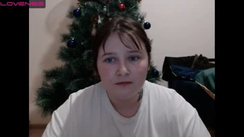 Snapshot of light_lunaa chatting on 2, 1, 2025 light_lunaa online show from 2, 1, 2025