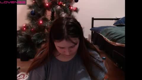 Snapshot of light_lunaa chatting on 5, 1, 2025 light_lunaa online show from 5, 1, 2025